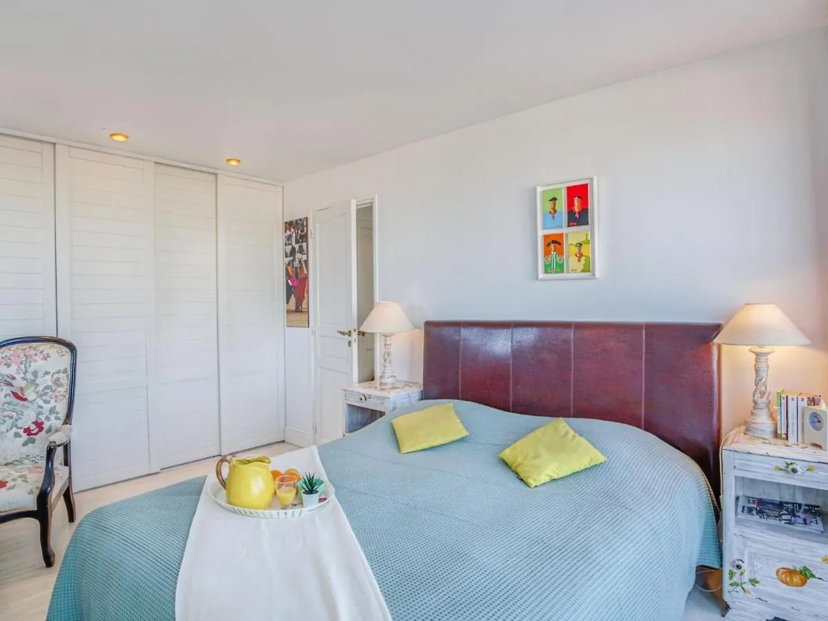 Apartment Les Montgolfieres By Interhome Biarritz